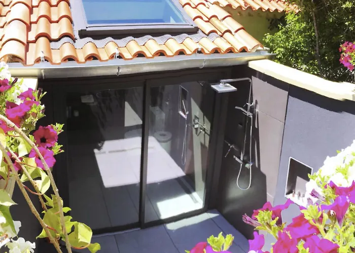 Privater Rueckzugsort In Den Bergen In Suedfrankreich By Interhome Nyaraló